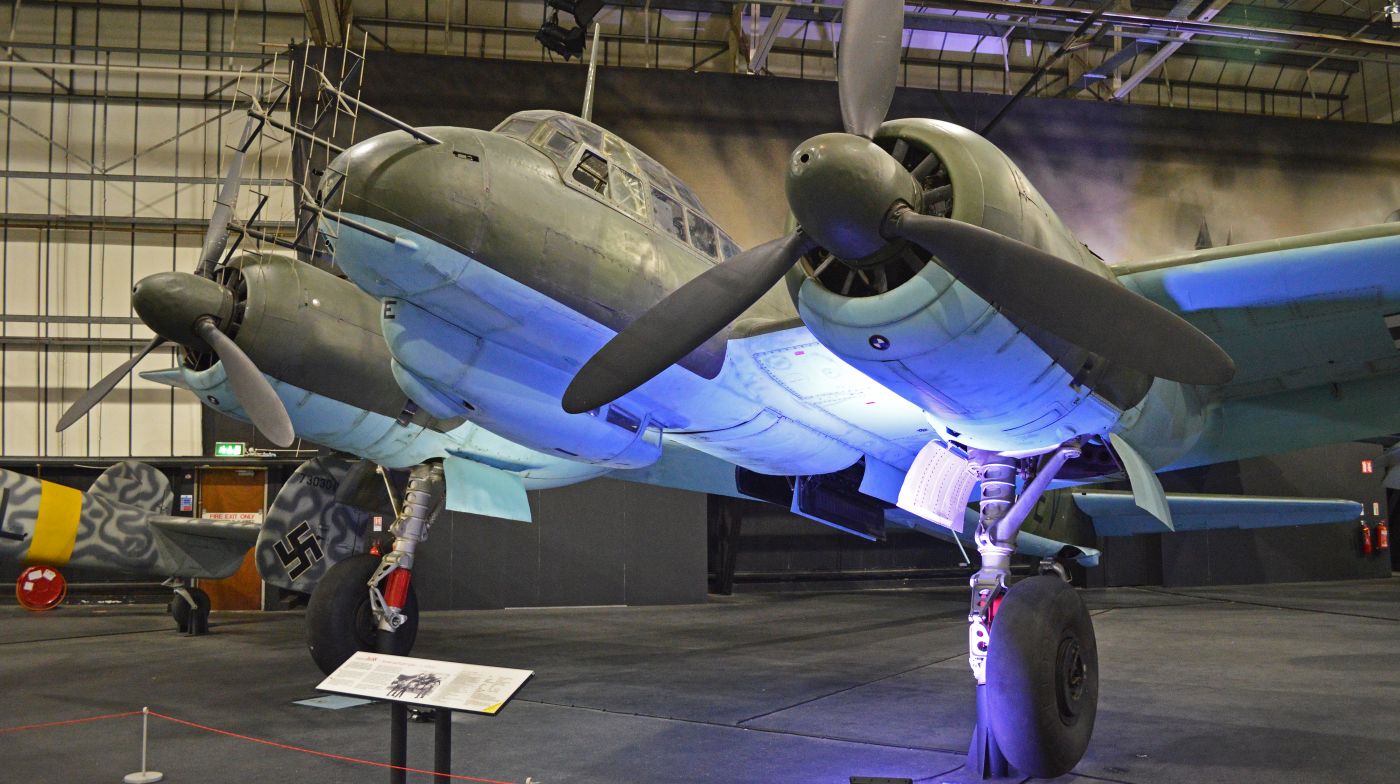 Junkers Ju 88R-1 w Royal Air Force Museum London; maszyna ta trafiła w ręce Brytyjczyków w maju 1943 roku (fot. Alan Wilson, Creative Commons Attribution-Share Alike 2.0 Generic)