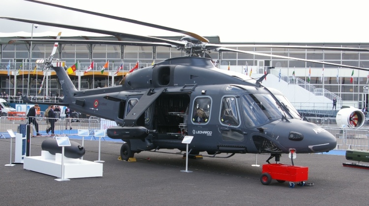 AW149