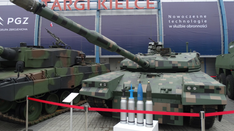 czołg pt-16