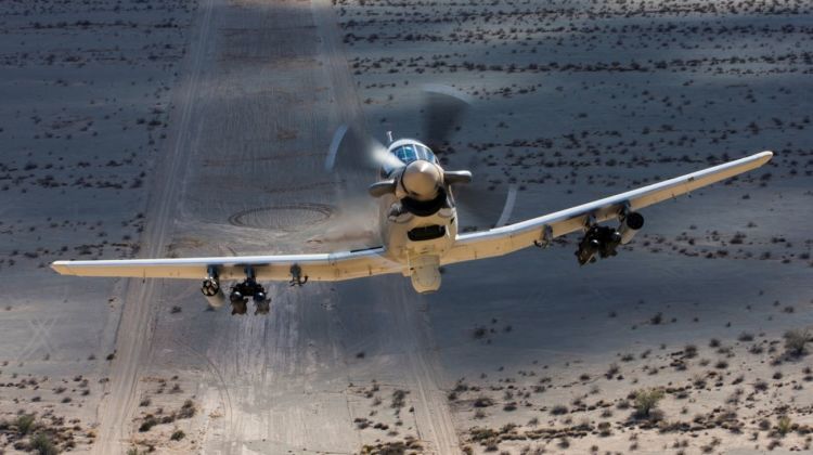 A-29, AT-6 i Scorpion gotowe na wstępne próby przed OA-X | Konflikty.pl