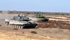 AUSA 2019: Premiera 130-milimetrowej armaty Rheinmetalla w USA