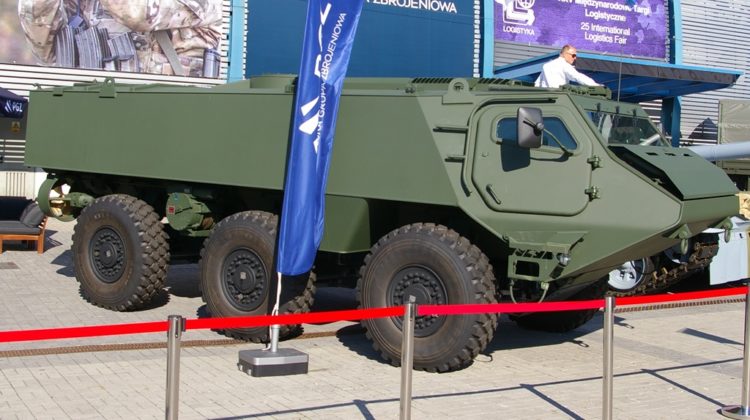 MSPO: Nowy Rosomak 6×6