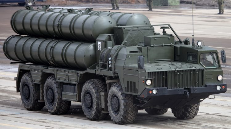 Chińskie S-400 w komplecie, ale bez pocisków