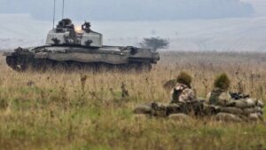 British Army jeszcze bardziej okrojona, za to lekko zamerykanizowana