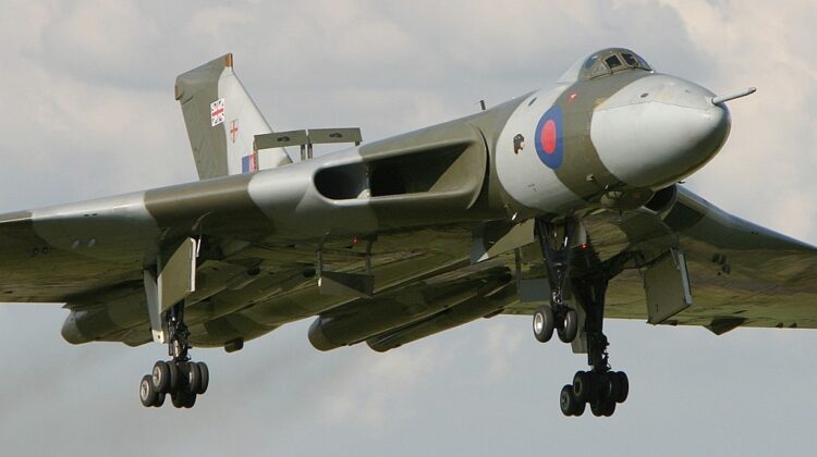 XH558