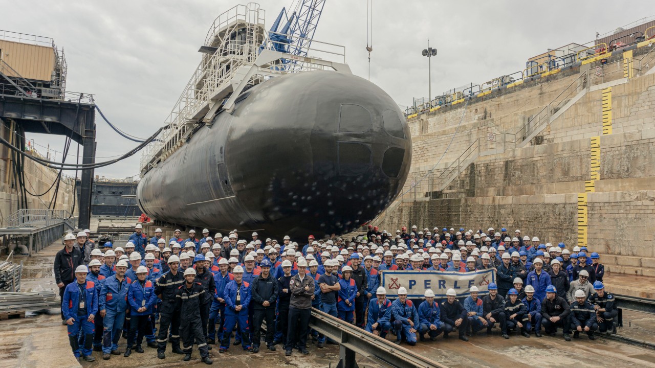 Le sous-marin Perle remis en service après amputation et suture