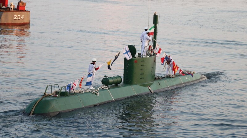 România se gândește să cumpere submarine midget