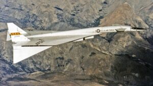 XB-70 Valkyrie w locie